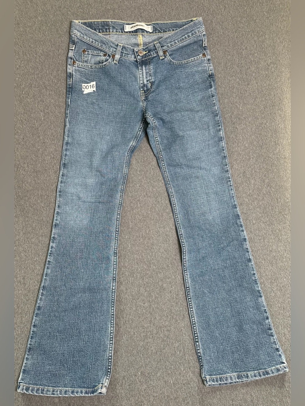Vintage Express Mid-Blue Flare Jeans ladies size 4